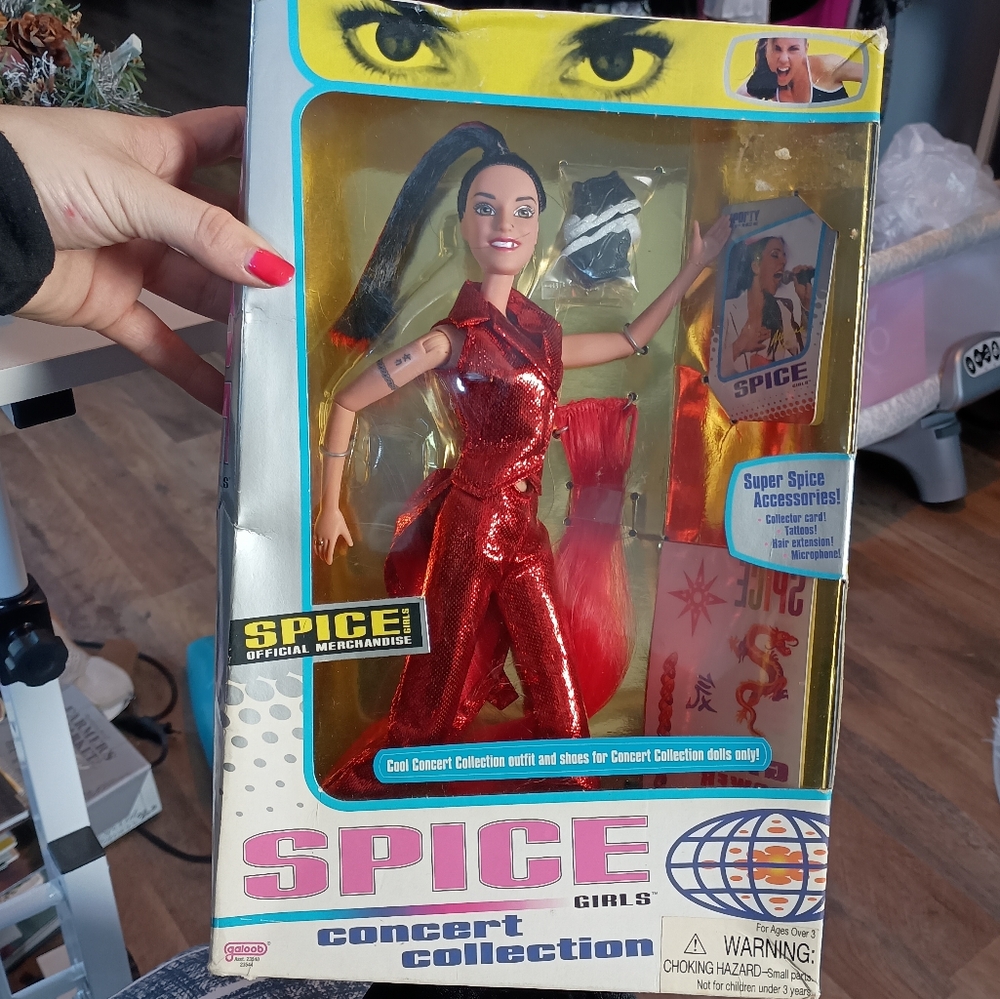 Spice Girls Sporty Spice Concert Collection Doll NIB Official Merchandise 90s